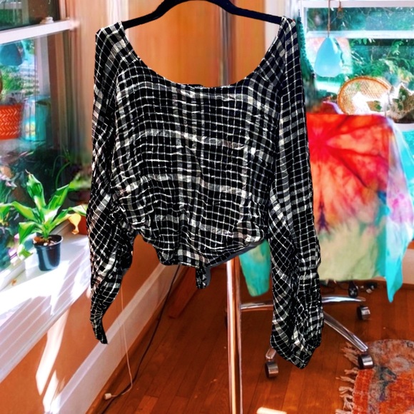 Audrey 3+1 Gingham Cropped Gypsy Top ☁︎ - Picture 5 of 5